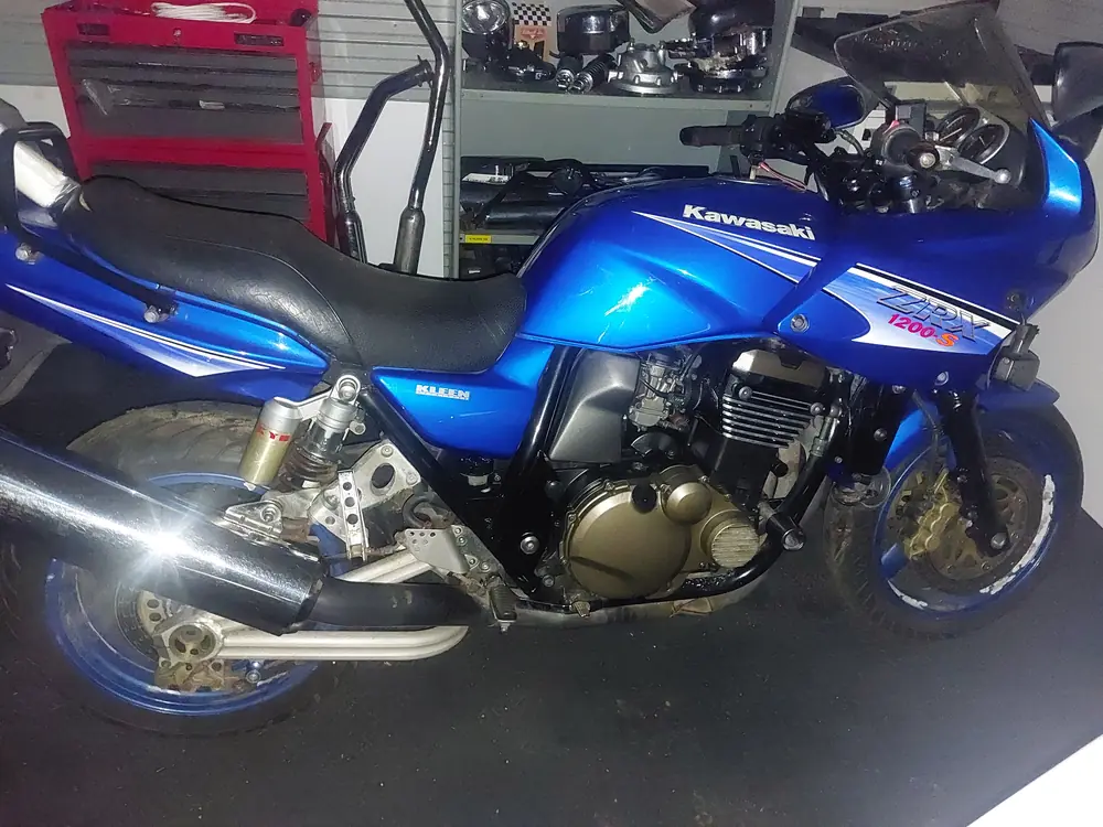 Blue Kawasaki ZRX1200-S motorbike